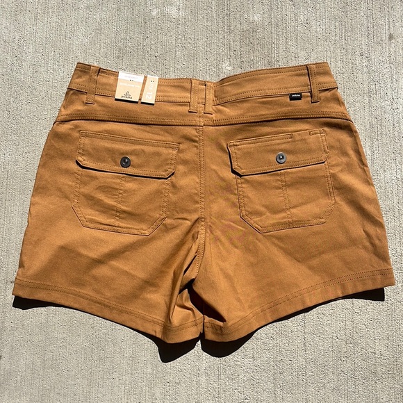 Halle II Short Earthbound with 5” inseam  Womens sizes NWT - Picture 6 of 8